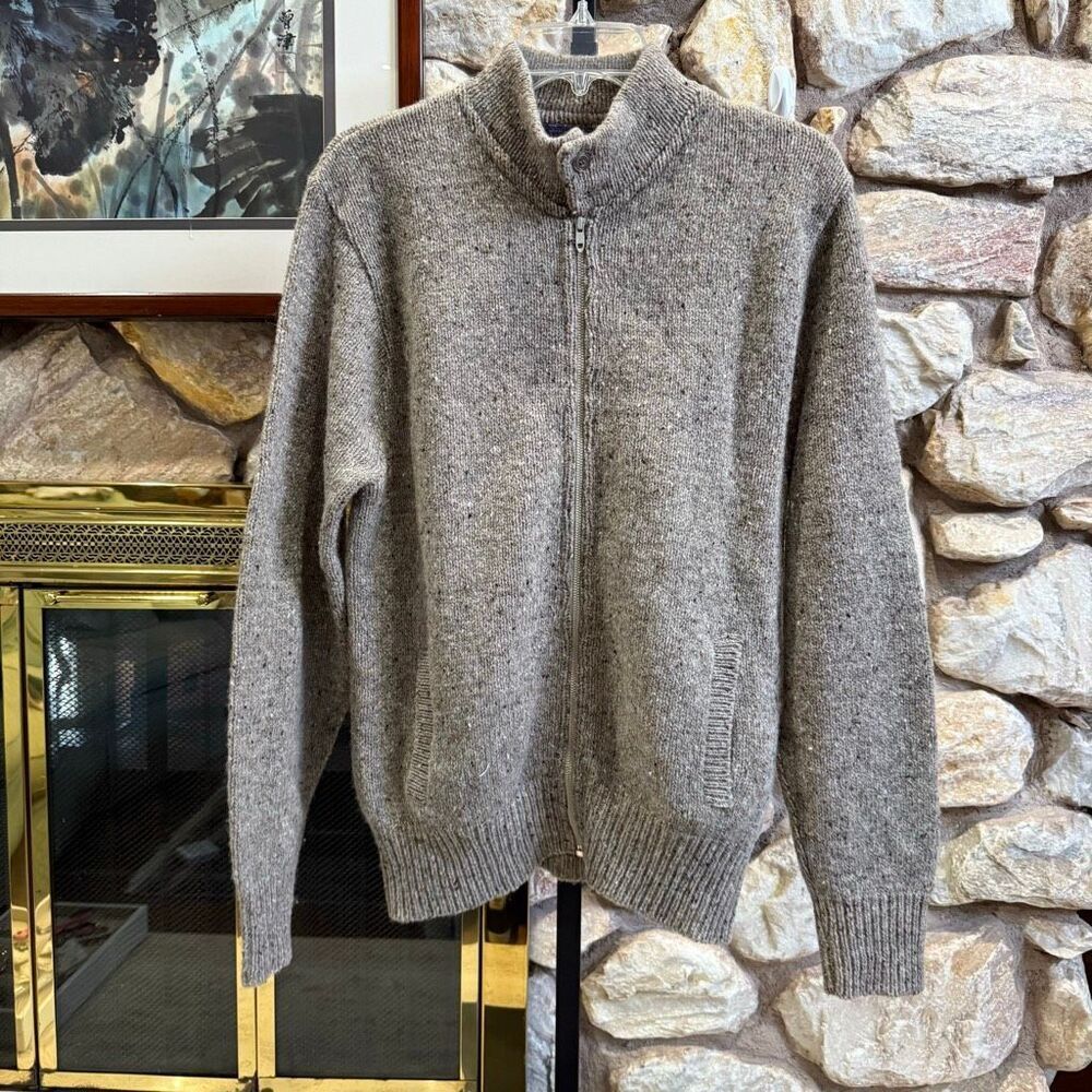 Vintage men’s Pendleton 100% pure virgin wool knit tweed zip up sweater size M